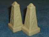 Oil Derrick Shakers glazed matte white